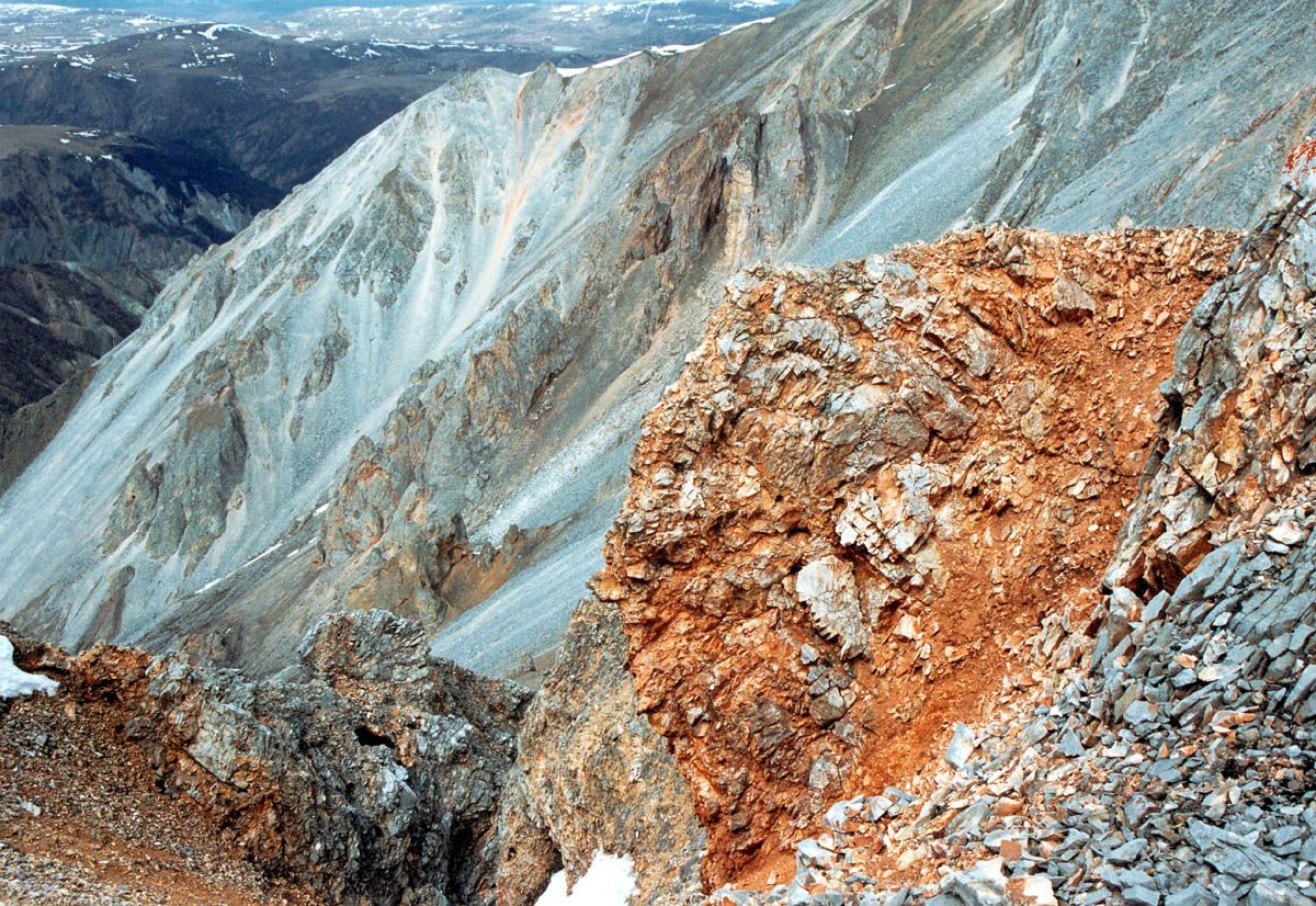 Полезные ископаемые  и ресурсы