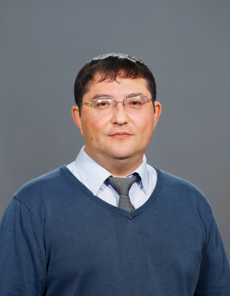 Убашеев Олег Иннокентьевич