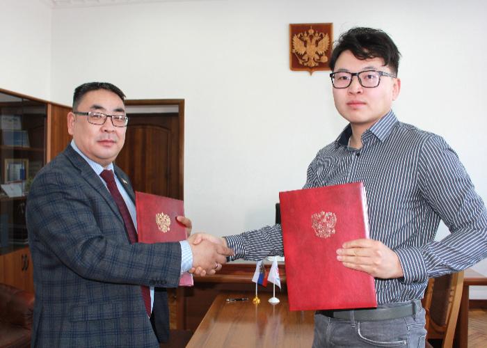 Бурятская ГСХА подписала соглашение о сотрудничестве с Молодёжным центром Бурятии
