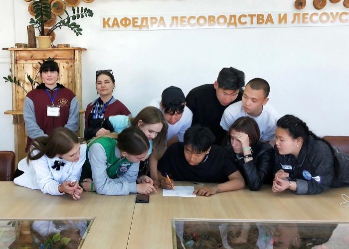 Вожатых республики обучили основам финансовой грамотности